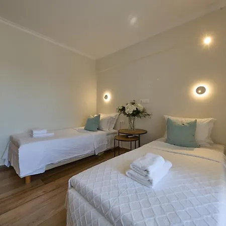 Afroditi Arhontiko فندق لِتوخورو