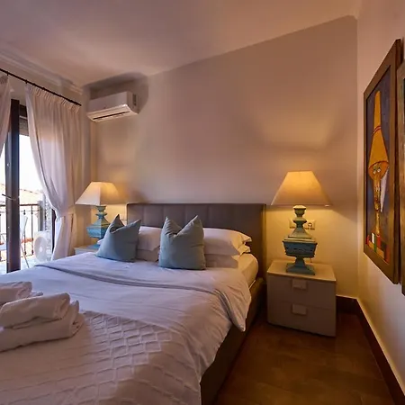 Afroditi Arhontiko *