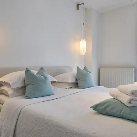 Afroditi Arhontiko فندق لِتوخورو