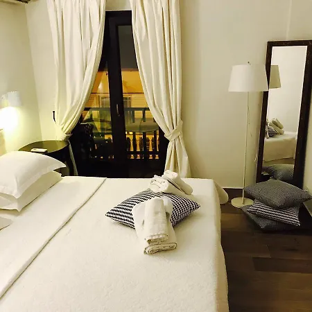 Afroditi Arhontiko Hotel *